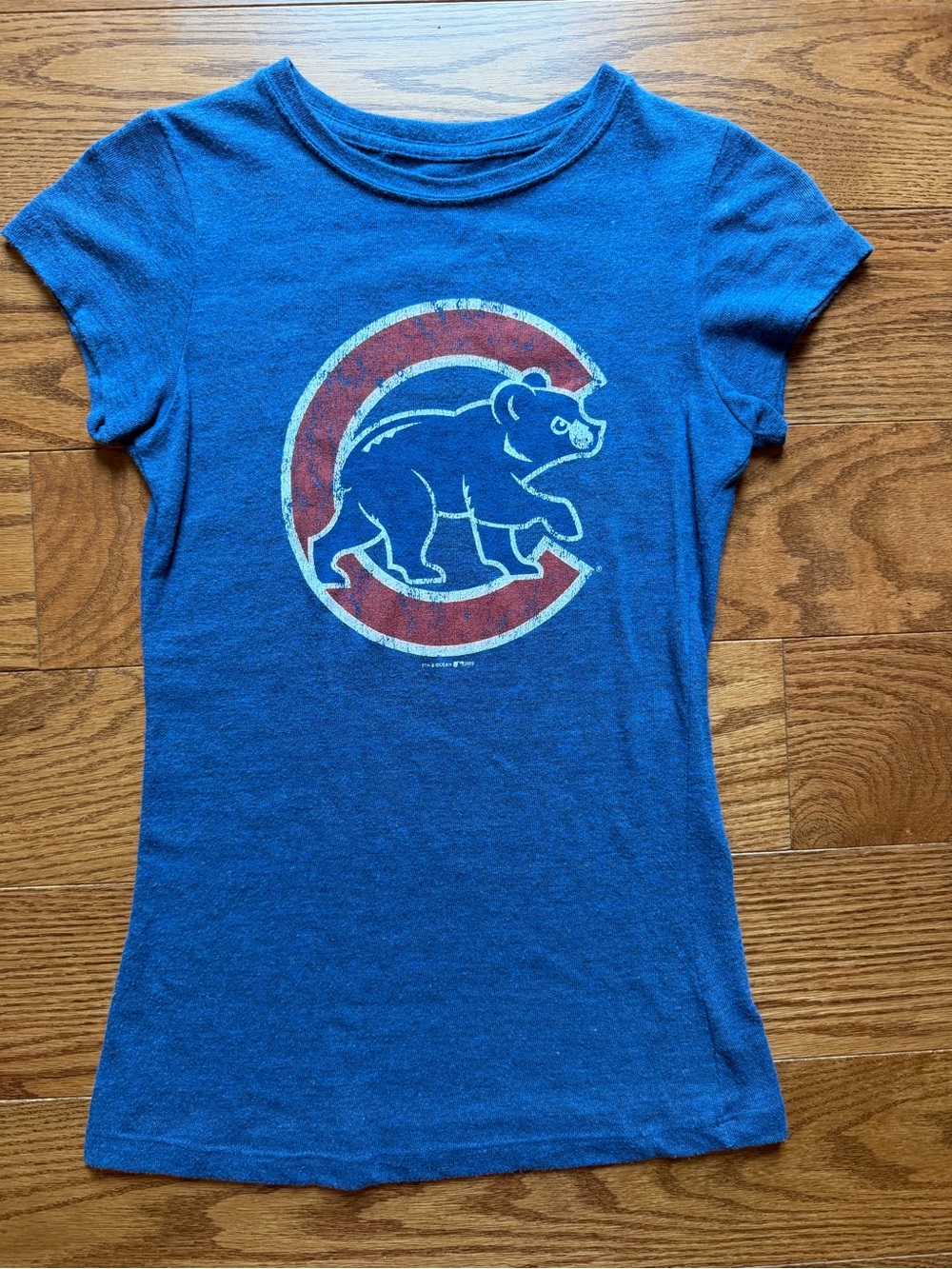 Women’s Chicago Cubs Fitted Tee - Short Sleeve